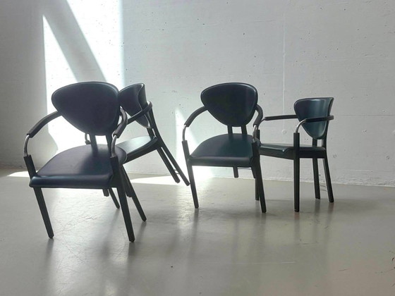 Italian vintage stiletto armchairs in leather, 1980s – Side chairs (photo 9 of 13)