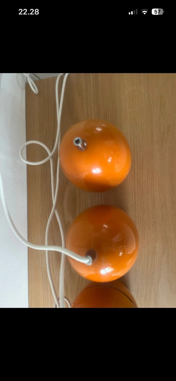 Set of 4 Vintage Space Age "Egg" Pendant Lamps – 1970s Pop Art Design – Metal (photo 7 of 11)