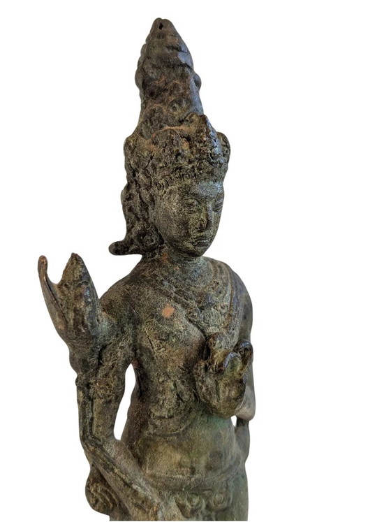 Estatua de bronce de Avalokiteshvara sobre loto – Esculturas, Bronze (photo 8 of 10)