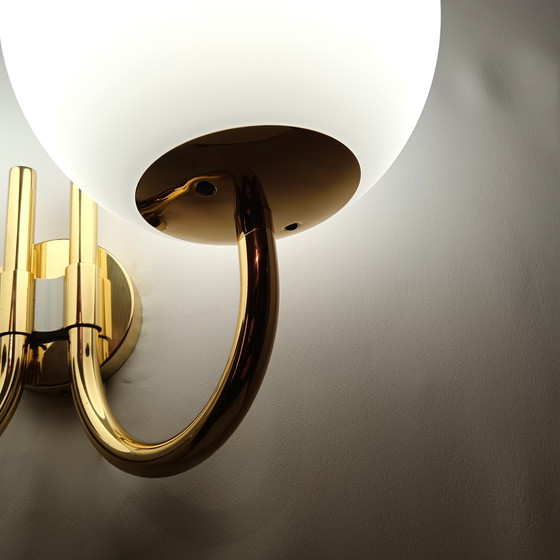 Image 1 of Aplique extragrande, 1 de 12, Art Déco, Moderno de mediados de siglo, Latón, Vidrio opalino, Glashütte Limburg, Muy raro