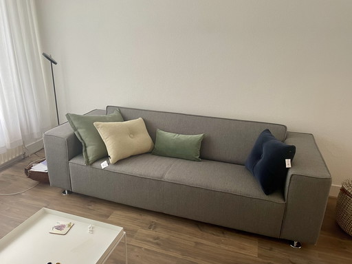 Bench by Dutch design brand Jame.