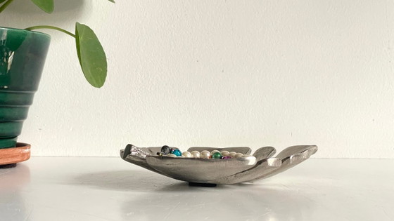 Image 1 of Blattförmige Metallablage