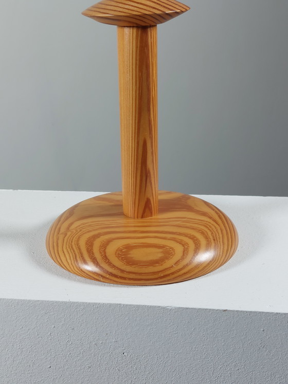 Image 1 of Lampada da tavolo vintage postmoderna in legno di pino, anni '80