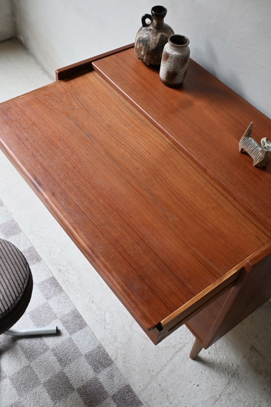 Image 1 of Dänisches Design Kommode mit Frisiertisch Ilums Bolighus Københaven