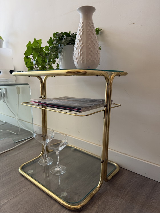 Image 1 of Hollywood Regency bijzettafeltje messing en glad