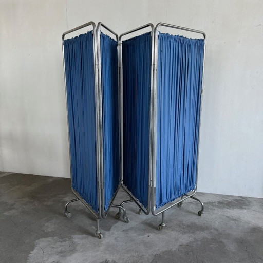 Chamber screen, 4 pane, chrome tube, folding