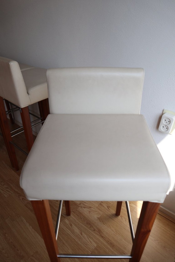 Image 1 of 4 Hülsta bar stools in perfect condition - optional bar table for small additional charge