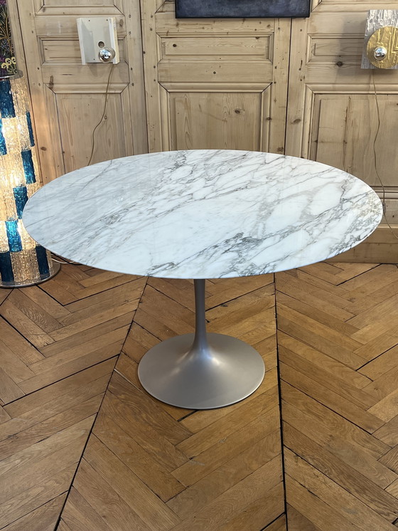 Image 1 of Eero Saarinen  Table Tulip Édition Knoll International