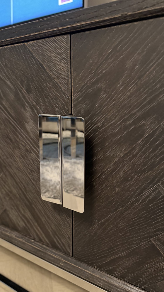 Image 1 of Richmond Interiors TV-dressoir Blackbone – zilver