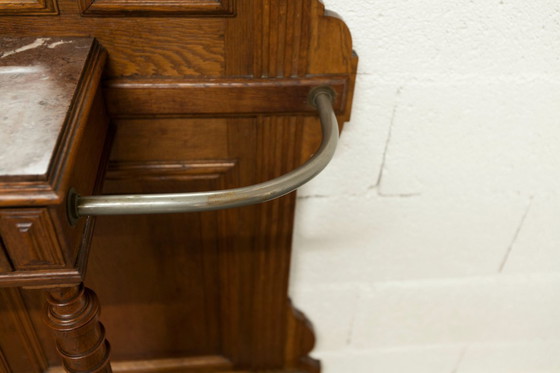 Image 1 of Vestiaire Napoléon III en noyer fin 19e, 3 miroirs, marbre