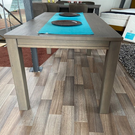 Table à manger de Liverpool