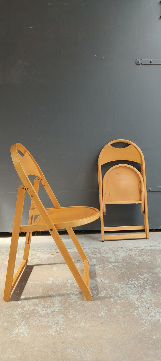 Image 1 of 2 sillas plegables OKT de madera curvada escandinava de la década de 1960 (Thonet)