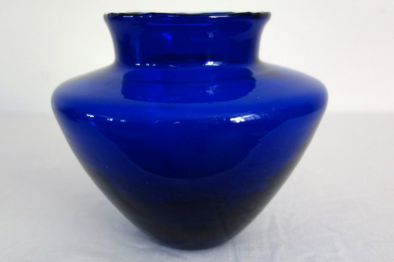 Image 1 of Grande bonbonnière en verre bleu cobalt bulles vintage