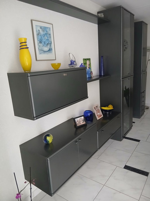 Wandmeubel merk interstar met losse elementen, kleur grijs