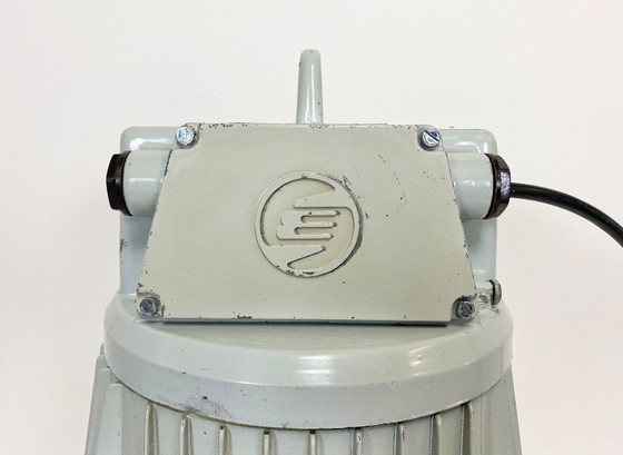 Image 1 of Set aus 4 industriellen schwarzen Emaille-Pendelleuchten von Elektrosvit, 1970er Jahre