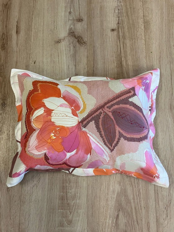 Image 1 of Cojín hecho a mano 35x45 cm