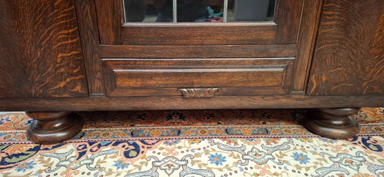 Antique oak sideboard with a central glass door and striking ball feet – Wood (photo 13 of 15)