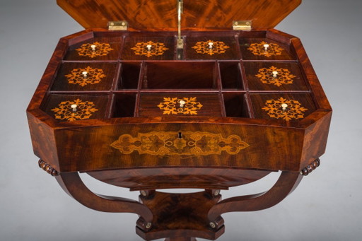 Tavolo da Lavoro per Cucito Biedermeier in Mogano, 1850 – bijzettafels, Wood (photo 2 of 16)