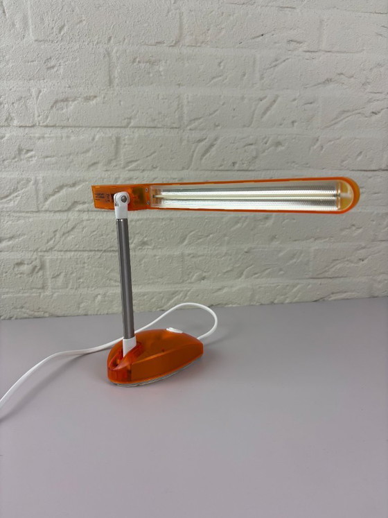 Image 1 of Lampe de table vintage Artemide Microlight Design – Ernesto Gismondi (années 90)