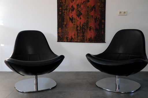 Carl Ojerstam Sedia a uovo Tirup