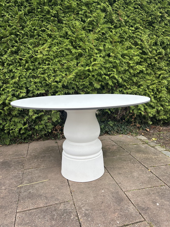 Image 1 of Mesa Moooi Container New Antiques Ø120 HPL blanca