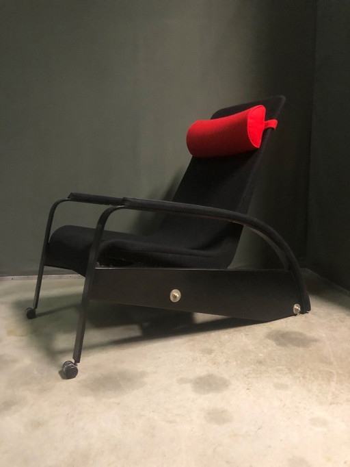 Jean Prouvé Grand Repos D 80 for TEECTA