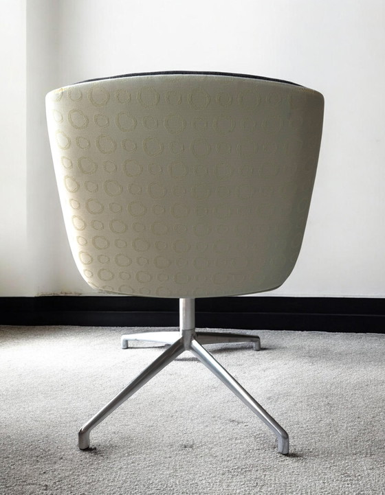 Boss Design Kruze Lounge Chair by David Fox – Original – Armchairs, Aluminium, Textile (photo 4 of 7)