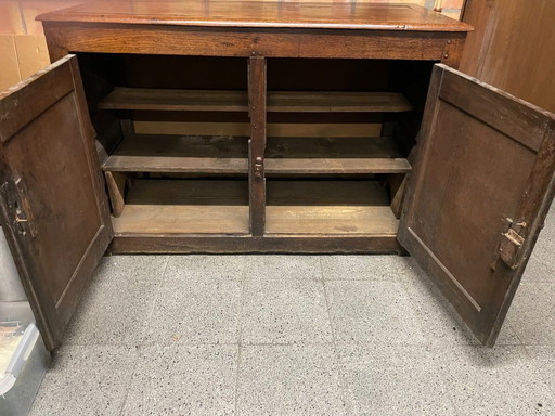 Antieke wandkast