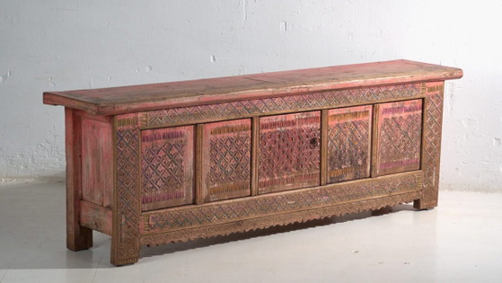 Antique low carved sideboard in fir wood – China, circa 1930 – Iron (photo 3 of 40)
