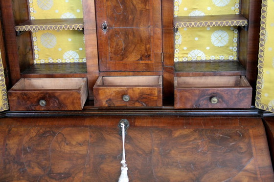 Image 1 of Originele Lombardische Italiaanse trumeau van walnoot en walnootwortelhout, 19e eeuw, Noord-Italië