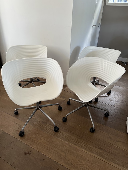4 Maal Vitra Tom Vac Stoel