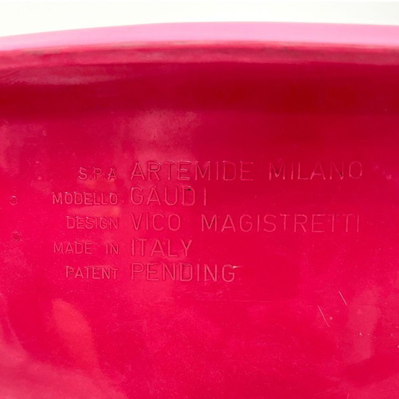 Fauteuil Rose Gaudi par Vico Magistretti pour Artemide, 1984 – Plastic (photo 10 of 10)
