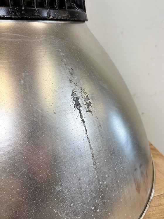 Image 1 of Große industrielle Aluminium-Pendelleuchte von Elektrosvit, 1960er Jahre