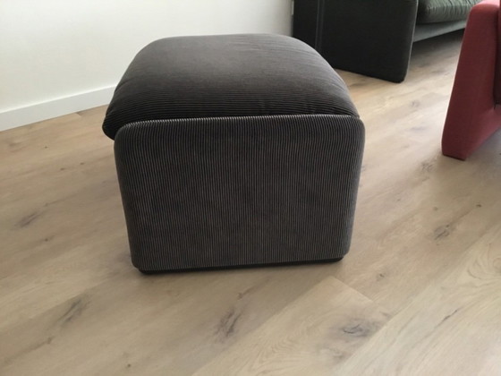 Pouf in tessuto Cassina – Poggiapiedi e pouf, Textile, Velvet (photo 2 of 5)