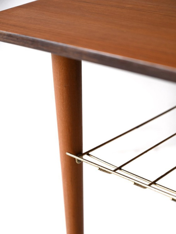 Image 1 of Tavolino da caffè vintage scandinavo in teak con ripiano in ottone