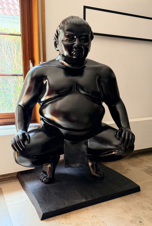 Alexandra Gestin Sumo – beeldhouwkunst, Wood, Fiberglass