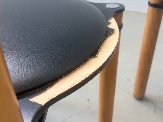 Chaise empilable Dietiker Modell 6800 par Kurt Thut, années 1980 – Fauteuils d'appoint, Wood (photo 8 of 17)