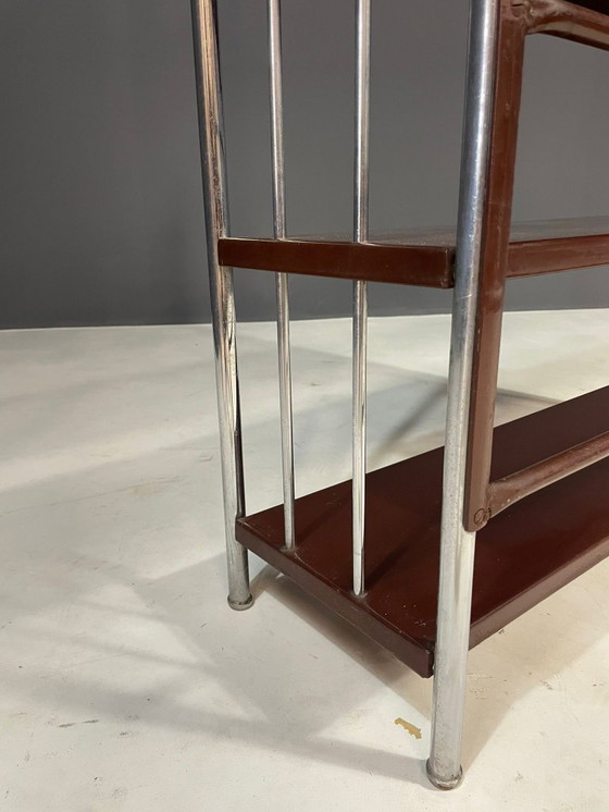 Image 1 of Étagère Bauhaus en acier plié et en tôle chromée, Europe, années 1930