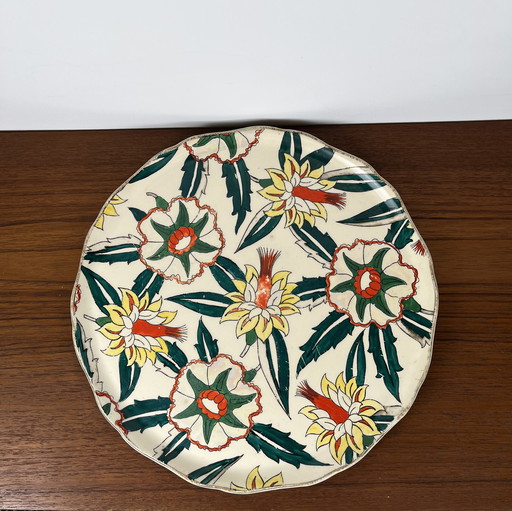 Plat à gâteau Longwy, modèle "Romance", début du 20e siècle