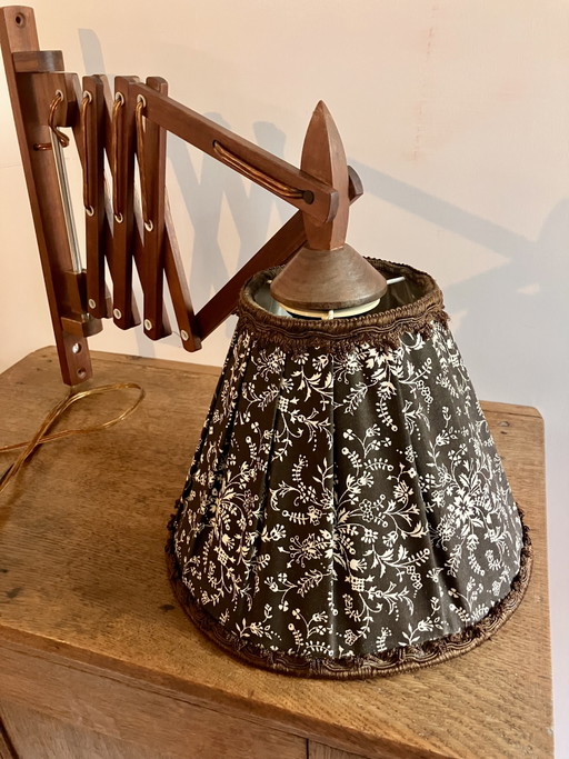 Deense Vintage Schaarlamp Met Originele Stoffen Kap – wandlampen, Textile, Wood (photo 2 of 7)