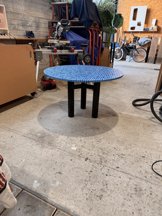 Image 1 of Table en céramique avec base en acier noir