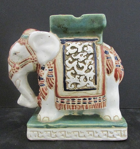 Image 1 of Cendrier éléphant