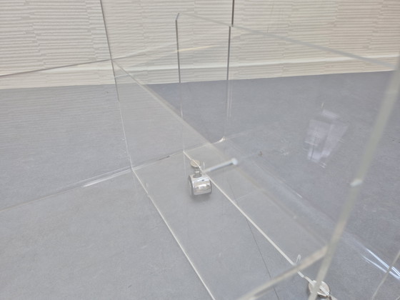 Image 1 of Carrello in plexiglas. Mobile audio/tavolino da caffè vintage in acrilico.