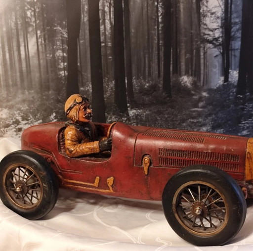 Large vintage Bugatti Type 35 collector's model – Art Deco style with movable wheels