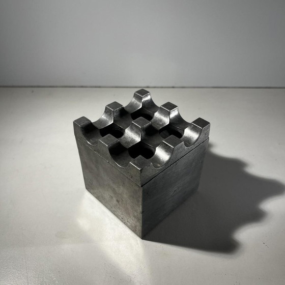 Brutalist Ashtrays in Cast Aluminum by Ljungberg & Backstrum, 1970, Set of 2 – Decorative Objects (photo 7 of 16)