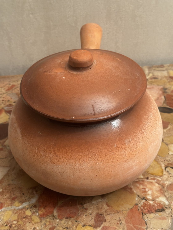 Image 1 of Poêlon vintage en terre cuite 