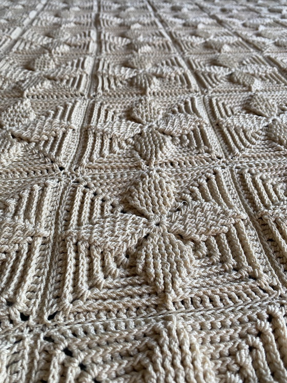 Image 1 of Couvre lit ancien