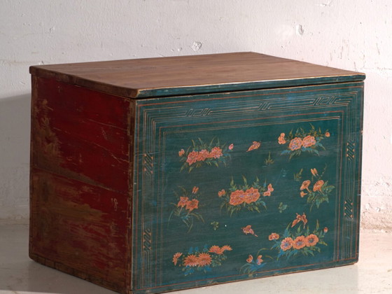 Baule cinese antico in olmo laccato verde – Cina, circa 1900 – Armadi contenitori (photo 2 of 40)