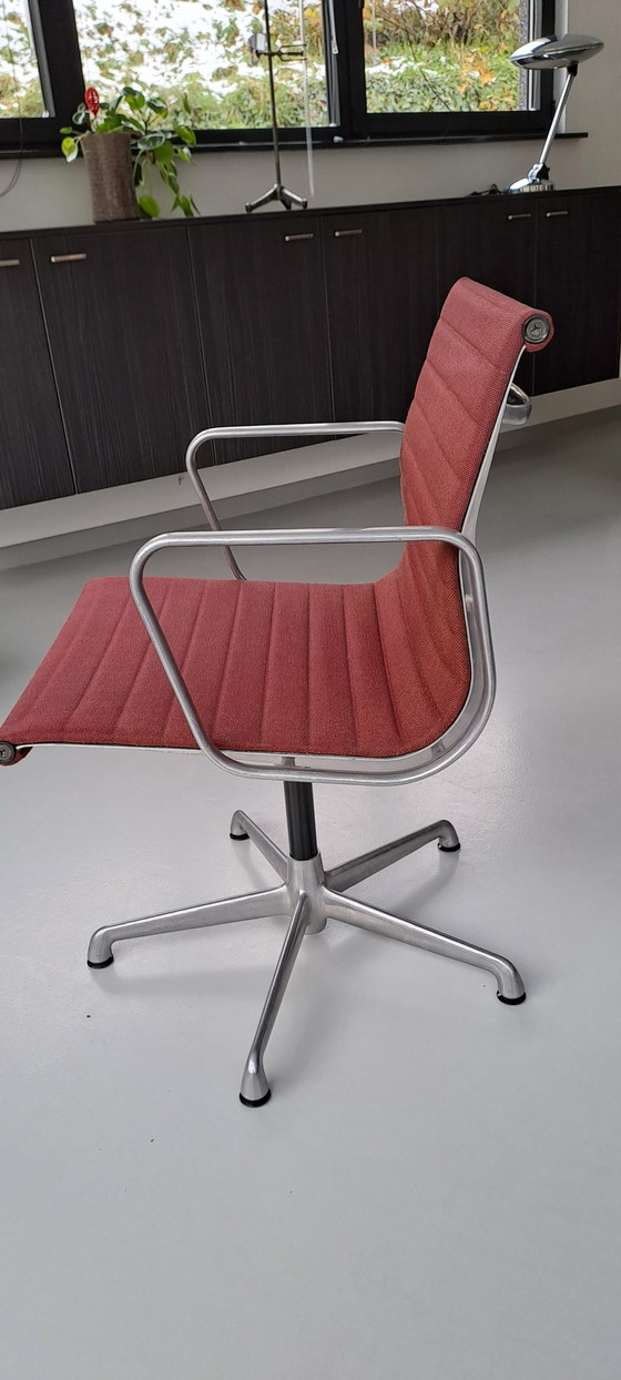 Image 1 of Eames Ea108