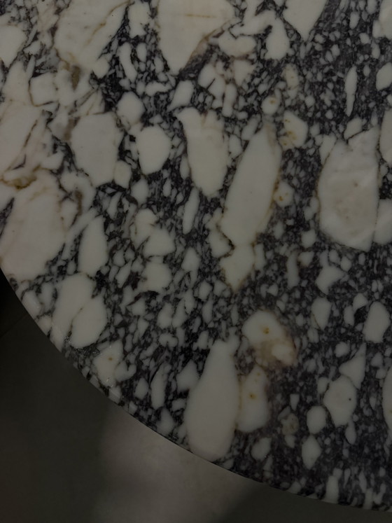 Image 1 of Tavolino rotondo in marmo Viola Calacatta